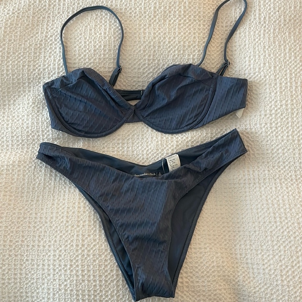 NWT Abercrombie Bikini